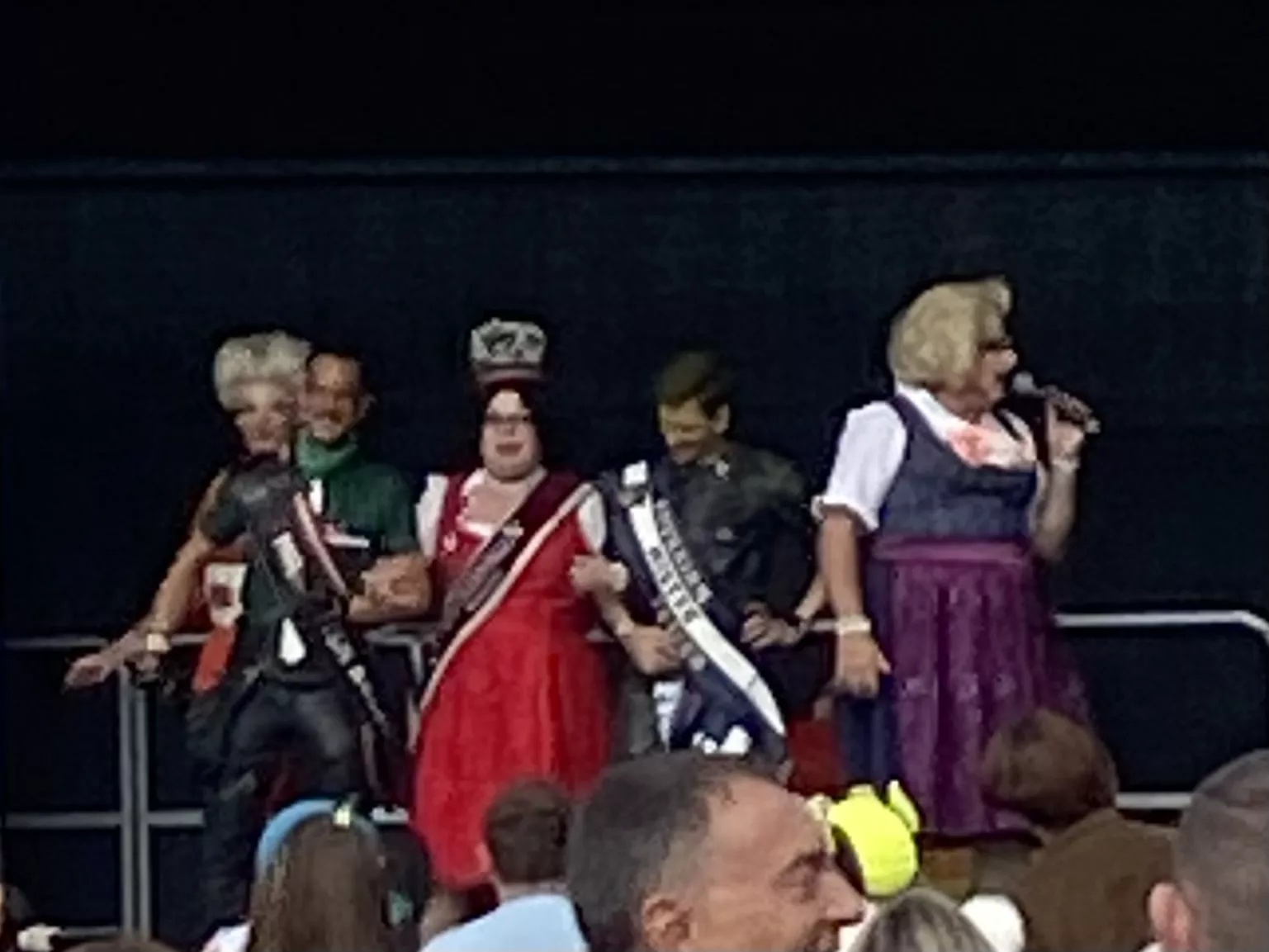 Perlen Pride Kufstein B